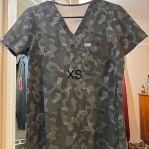 Figs Camouflage Scrub Top